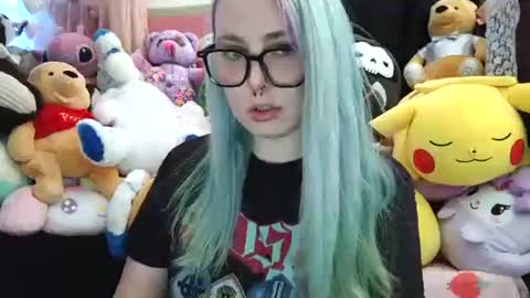 Snapshot of lilemmy1999 chatting on 03.10.25 emily ryanson online show from 03.10.25