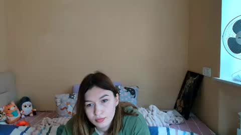 Snapshot of liliawoolf chatting on 10.10.25 liliawoolf online show from 10.10.25