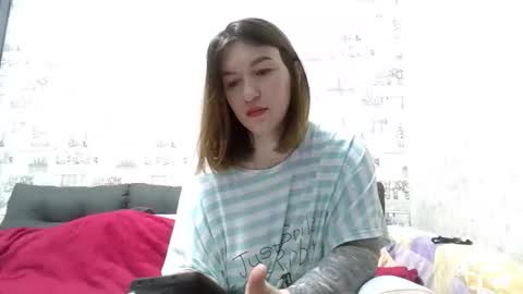 Snapshot of liliawoolf chatting on 10.20.25 liliawoolf online show from 10.20.25