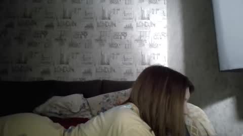 Snapshot of liliawoolf chatting on 10.20.25 liliawoolf online show from 10.20.25