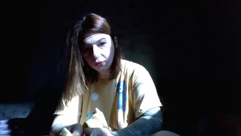 Snapshot of liliawoolf chatting on 10.21.25 liliawoolf online show from 10.21.25