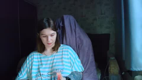 Snapshot of liliawoolf chatting on 12.03.25 liliawoolf online show from 12.03.25