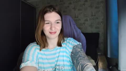 Snapshot of liliawoolf chatting on 12.04.25 liliawoolf online show from 12.04.25