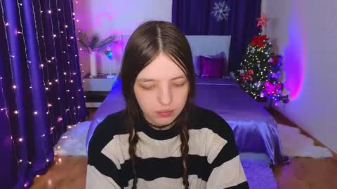 Lili Bakery online show from 12.21.24