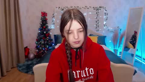 Lili Bakery online show from 12.23.24