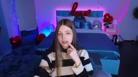 Lili Bakery online show from 02.14.25