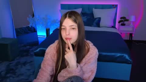 Lili Bakery online show from 02.24.25