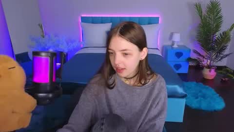 Lili Bakery online show from 10.17.25