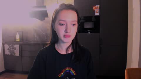 Snapshot of lililaluna chatting on 12.05.24             ...  online show from 12.05.24