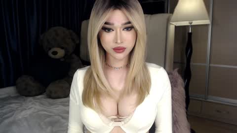 QUEEN LILITH BORBON online show from 12.20.24