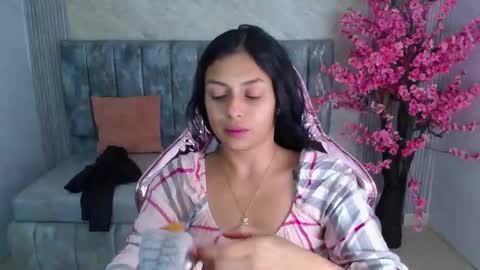Snapshot of lilith_petit_sub chatting on 01.28.25 Lilith  online show from 01.28.25