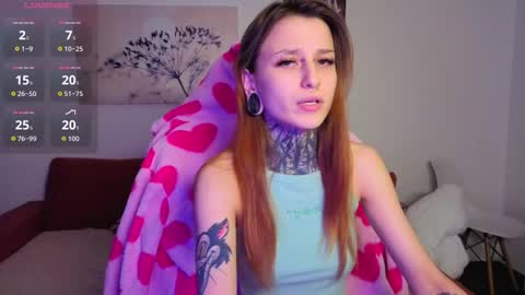 Snapshot of lilith_poison chatting on 09.14.25 lilith_poison online show from 09.14.25
