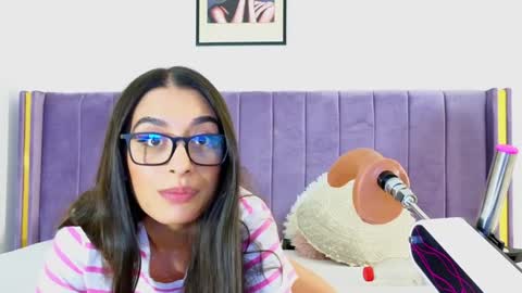 Lily online show from 01.13.25