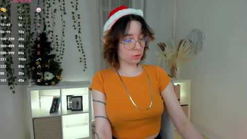 Snapshot of lilithlunna chatting on 01.04.25 Lilith online show from 01.04.25