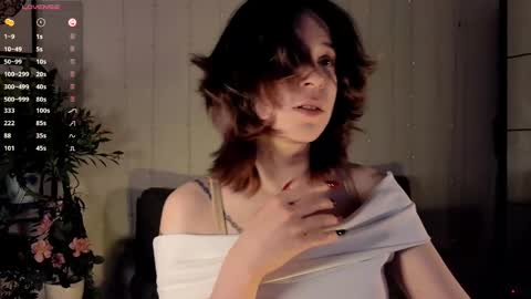Snapshot of lilithlunna chatting on 03.08.25 Lilith online show from 03.08.25
