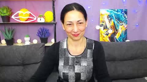 lilugrants online show from 01.23.25