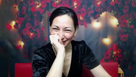 lilugrants online show from 02.11.25