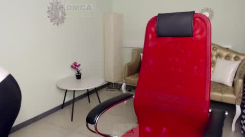 Lily online show from 12.11.24