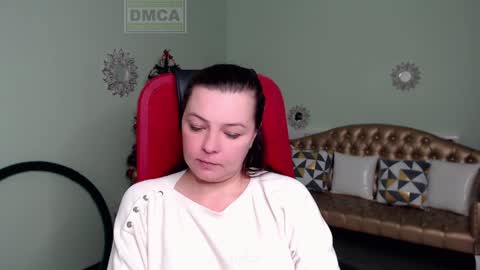 Lily online show from 12.30.24