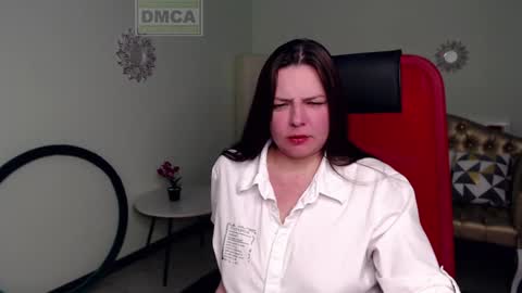 Lily online show from 01.07.25