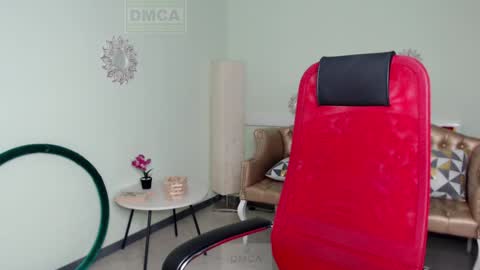 Lily online show from 01.29.25