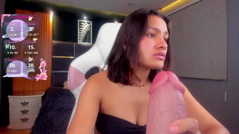 Snapshot of lily_fox1 chatting on 03.12.25 Lily online show from 03.12.25