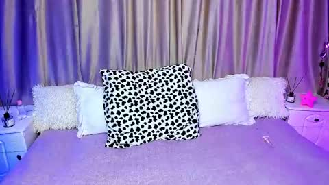 Lilian online show from 12.05.25