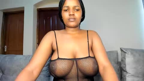 lina sexy58 online show from 12.04.25