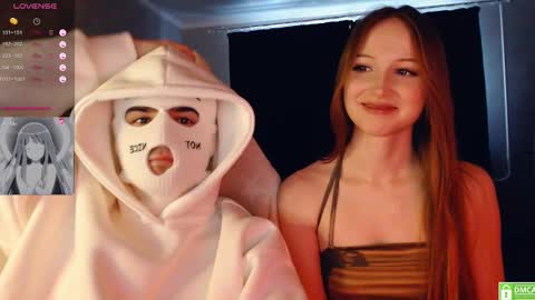 Snapshot of linaandliam chatting on 02.04.25 linaandliam online show from 02.04.25