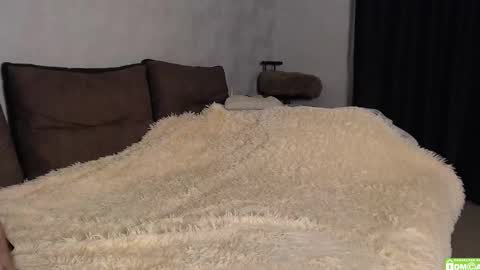 Snapshot of linaandliam chatting on 10.09.25 linaandliam online show from 10.09.25