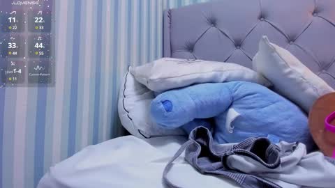 L I N A  online show from 01.22.25