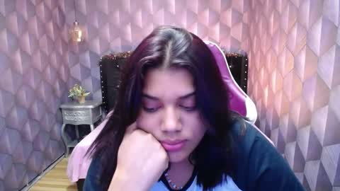 Snapshot of lindabreexlove chatting on 12.16.24 online show from 12.16.24