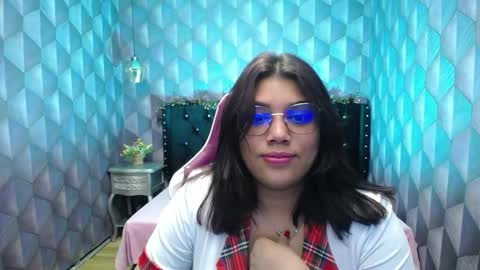 Snapshot of lindabreexlove chatting on 01.07.25 online show from 01.07.25
