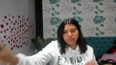 Snapshot of lindabreexlove chatting on 01.26.25 online show from 01.26.25