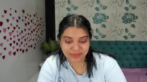 Snapshot of lindabreexlove chatting on 02.09.25 online show from 02.09.25