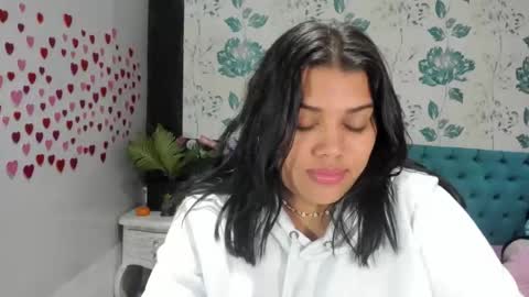 Snapshot of lindabreexlove chatting on 02.17.25 online show from 02.17.25