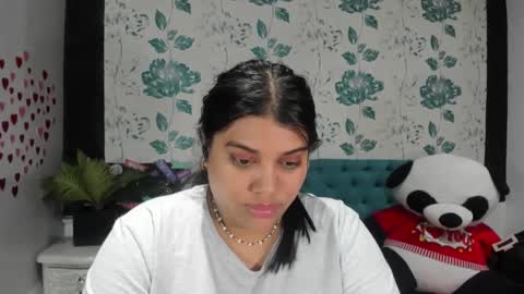 Snapshot of lindabreexlove chatting on 02.20.25 online show from 02.20.25