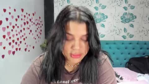Snapshot of lindabreexlove chatting on 03.05.25 online show from 03.05.25