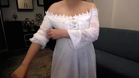 Linda Liony online show from 09.26.25