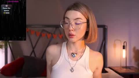 your Linda is back online show from 03.06.25