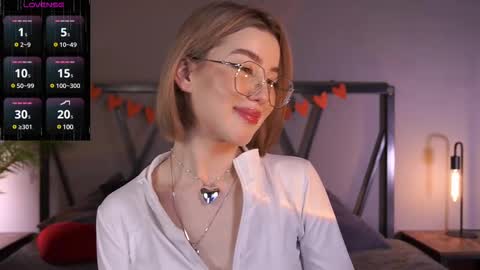 your Linda is back online show from 03.08.25