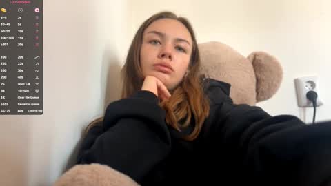 Snapshot of lindseytammo chatting on 09.12.25 Kate online show from 09.12.25