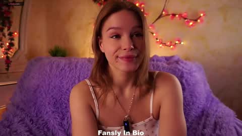 Lina online show from 12.01.25