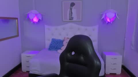 Lisa online show from 11.12.25