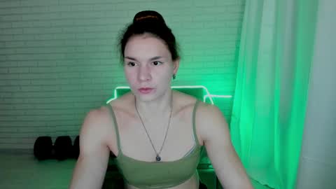 Snapshot of lisa_ree_ chatting on 01.13.25 lisa online show from 01.13.25