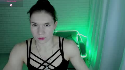 Snapshot of lisa_ree_ chatting on 02.24.25 lisa online show from 02.24.25