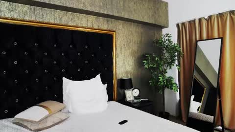 lisacroft online show from 02.26.25