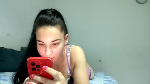 Snapshot of lisanovac chatting on 11.11.25 Lisa online show from 11.11.25