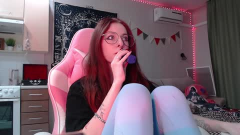 Snapshot of lisiasweet chatting on 01.03.25 Lika online show from 01.03.25