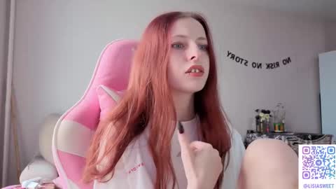 Snapshot of lisiasweet chatting on 10.03.25 Lika online show from 10.03.25